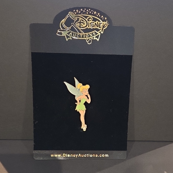 Disney Auctions Pin Of Tinkerbell With Sparkly Wings Limited Edition 500 - Picture 1 of 6